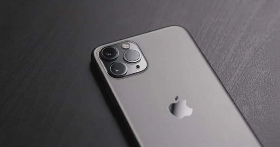 Лучшие чехлы для iPhone 12 и iPhone 12 Pro