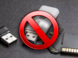 Odstraňte ochranu proti zápisu z SD karty a USB flash disku