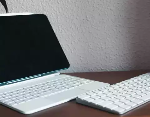 MagicKeyboardはiPadやMacとどう違うのですか
