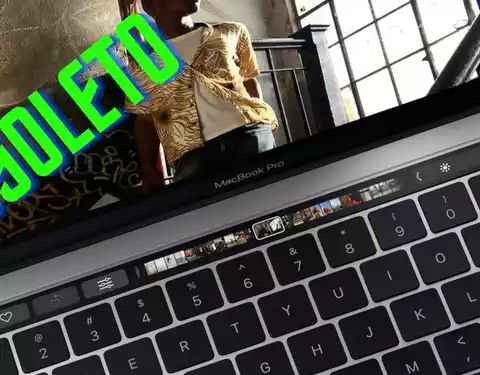Apple îi aruncă pe cei care au cumpărat un MacBook Pro cu Touch Bar