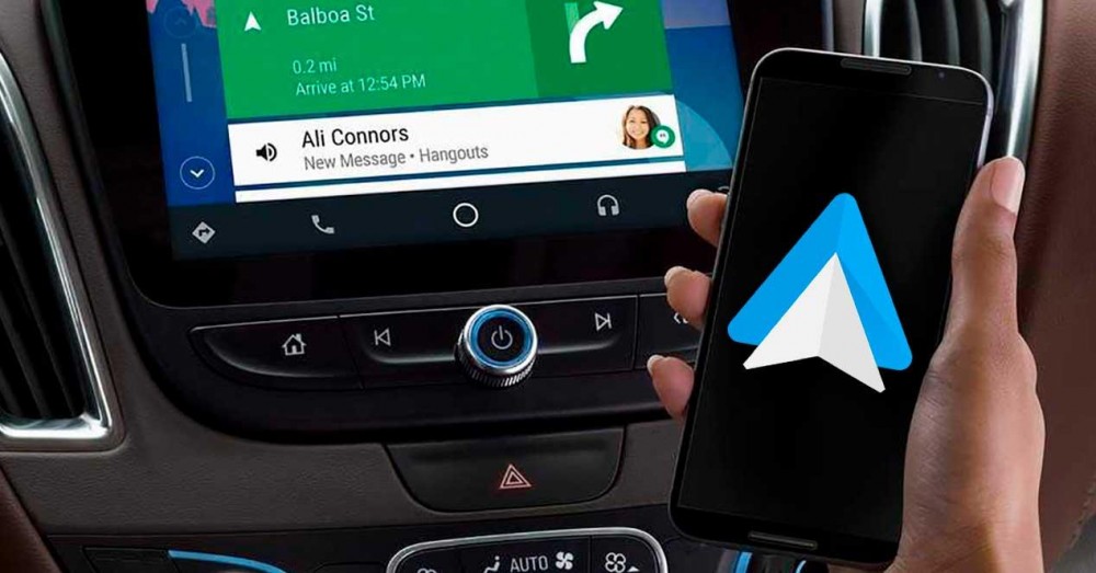 '모바일' 또는 자동차 화면의 Android Auto