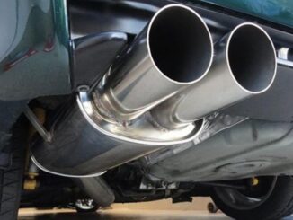 Tại sao ống xả ô tô của bạn phát ra âm thanh kim loại