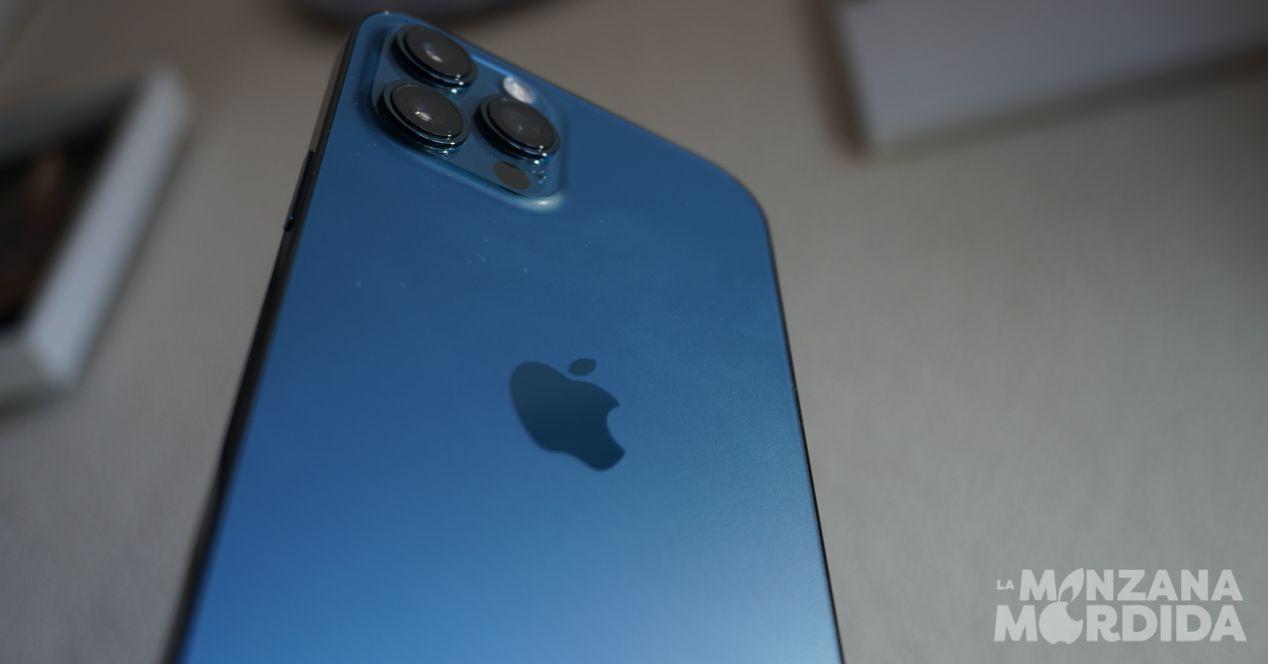 Förvandla Apple-logotypen på din iPhone till en hemlig knapp