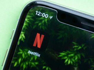 guarda Netflix senza internet su un aereo dall'iPhone