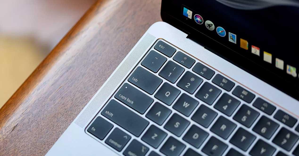 Alternativy k oficiální klávesnici Apple