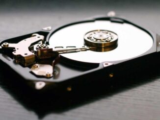 defragmentează hard disk-uri sau SSD-uri