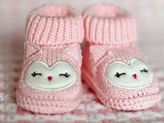 Bebek ayakkabıları